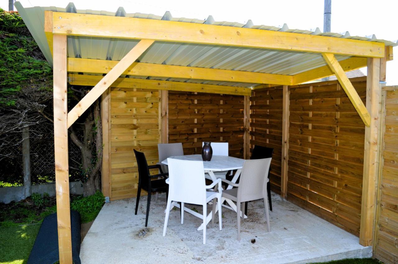 Le Chalet A Hub - Exterieur, Proche De La Plage Asnelles Luaran gambar
